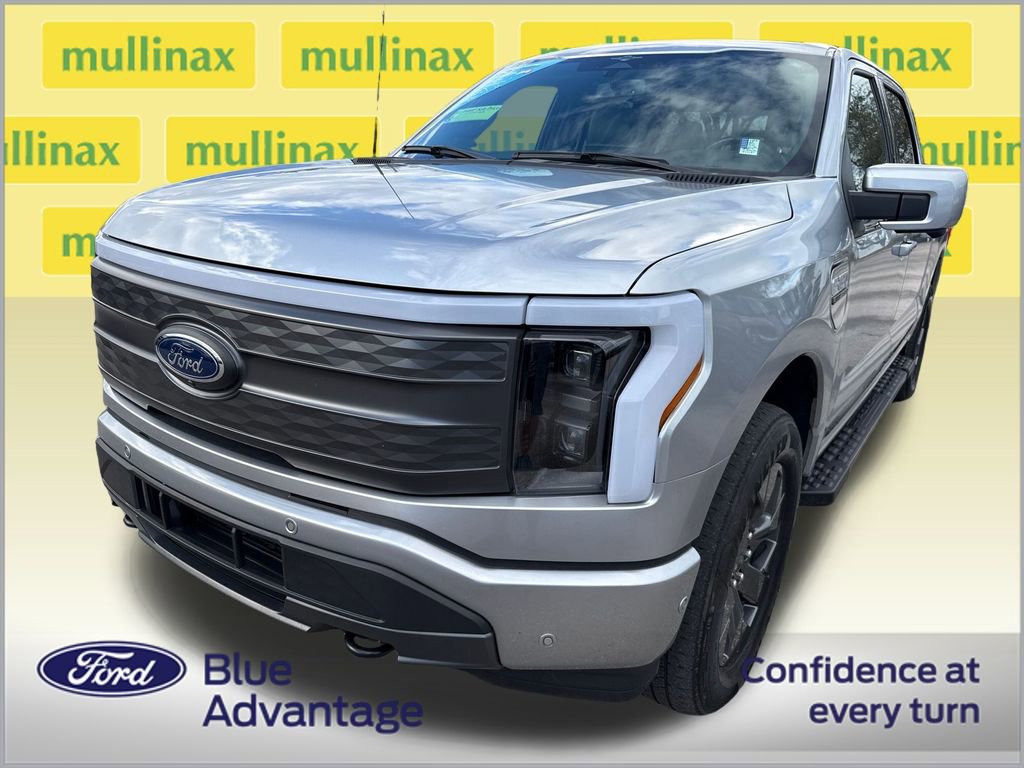 Certified 2023 Ford F150 Lightning Lariat w/ Equipment Group 511A High image 11