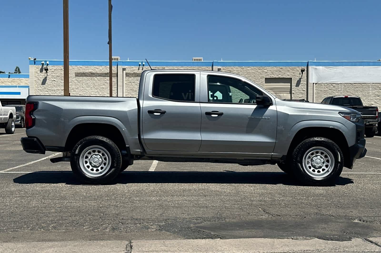 Used 2024 Chevrolet Colorado W/T RWD image 8