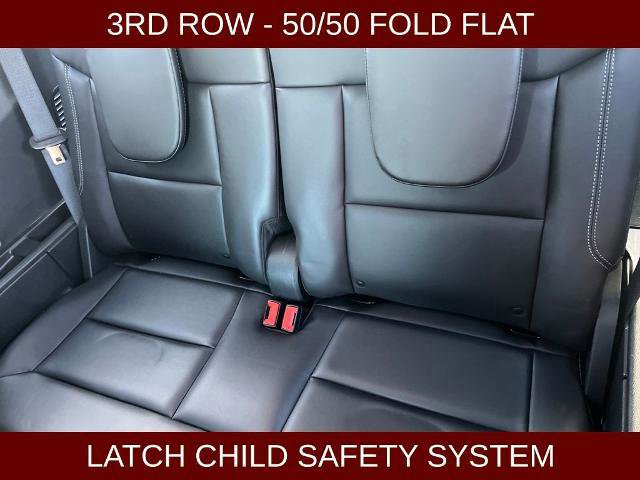 Certified 2022 Ford Explorer XLT w/ Equipment Group 202A image 24