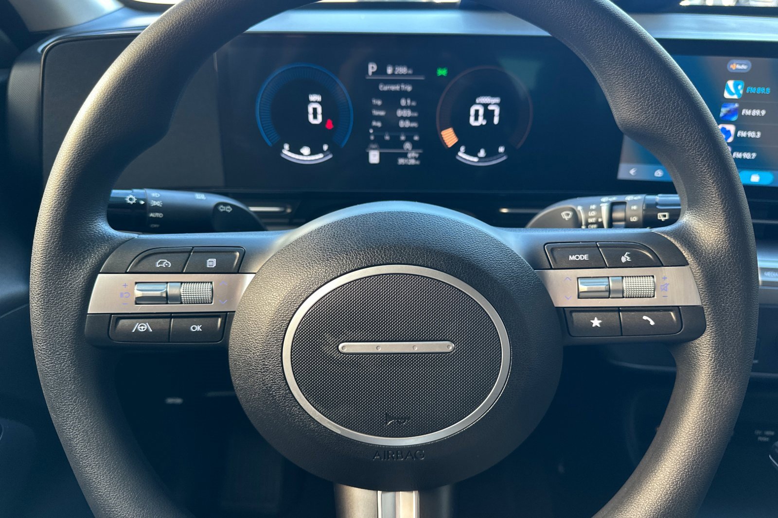 Used 2024 Hyundai Kona SE image 22