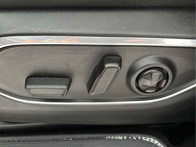 Used 2022 Jeep Wagoneer Series III w/ Premium Group I AWD/4WD image 34