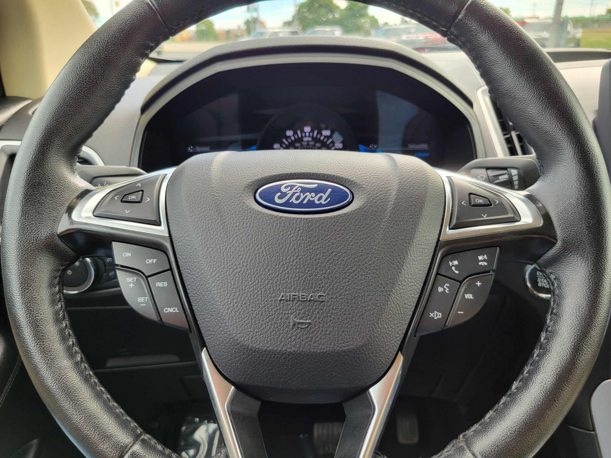 Certified 2024 Ford Edge SEL w/ Convenience Package AWD/4WD image 13