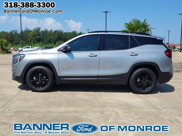 Used 2024 GMC Terrain AT4 w/ Infotainment Package II AWD/4WD image 3