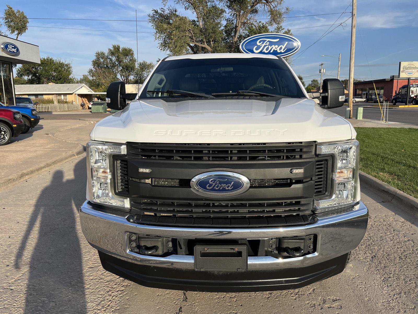 Certified 2018 Ford F250 XL w/ Power Equipment Group AWD/4WD image 5