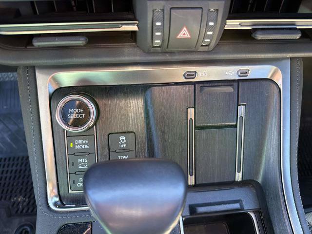 Used 2024 Lexus GX 550 AWD/4WD image 21
