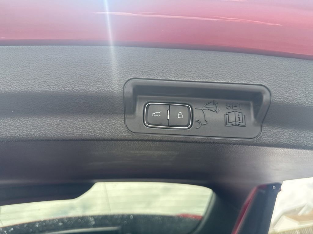 Certified 2023 Ford Explorer Limited w/ Equipment Group 301A AWD/4WD image 48
