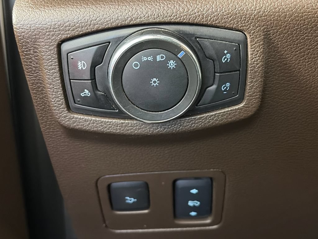Certified 2017 Ford F350 King Ranch w/ King Ranch Ultimate Package AWD/4WD image 25