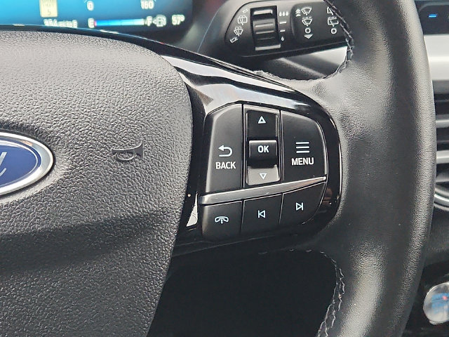 Certified 2025 Ford Escape Platinum AWD/4WD image 15