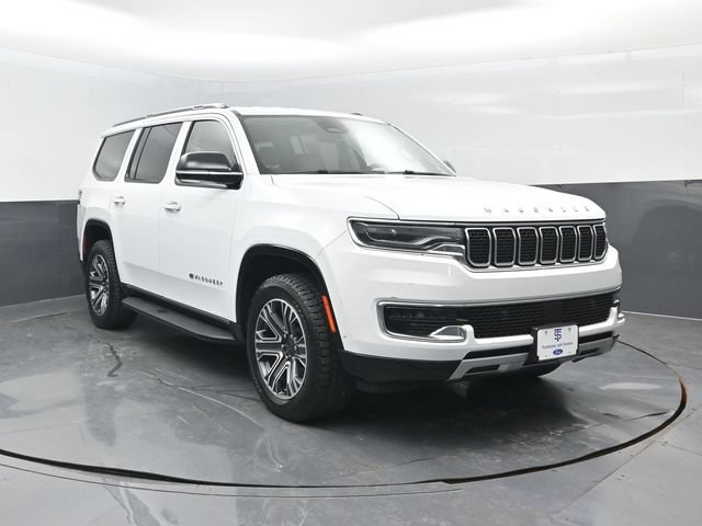 Used 2024 Jeep Wagoneer Series II AWD/4WD image 2