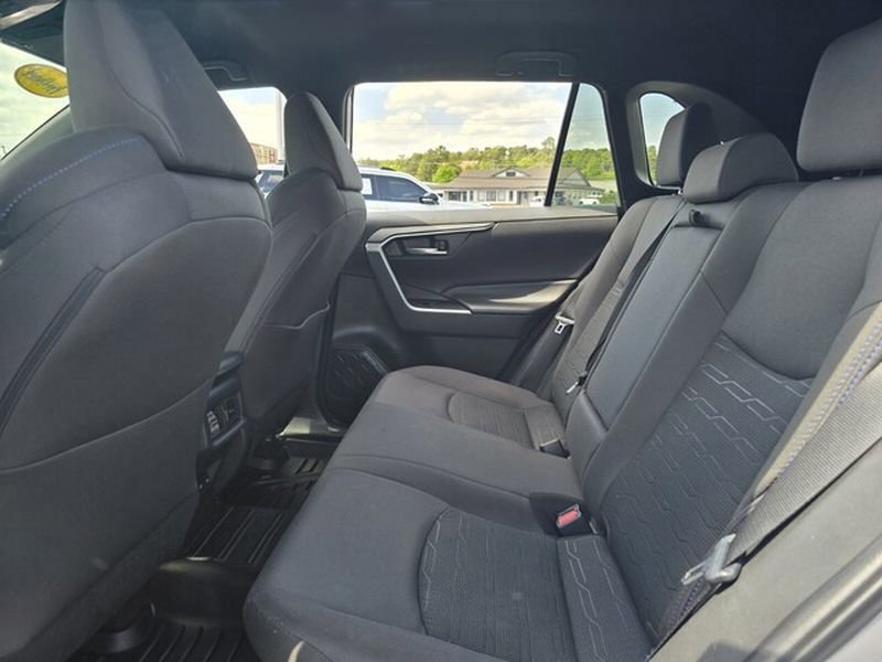 Used 2023 Toyota RAV4 SE AWD/4WD image 14