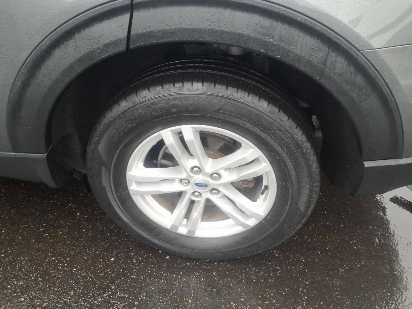 Certified 2023 Ford Explorer XLT w/ Equipment Group 202A image 8