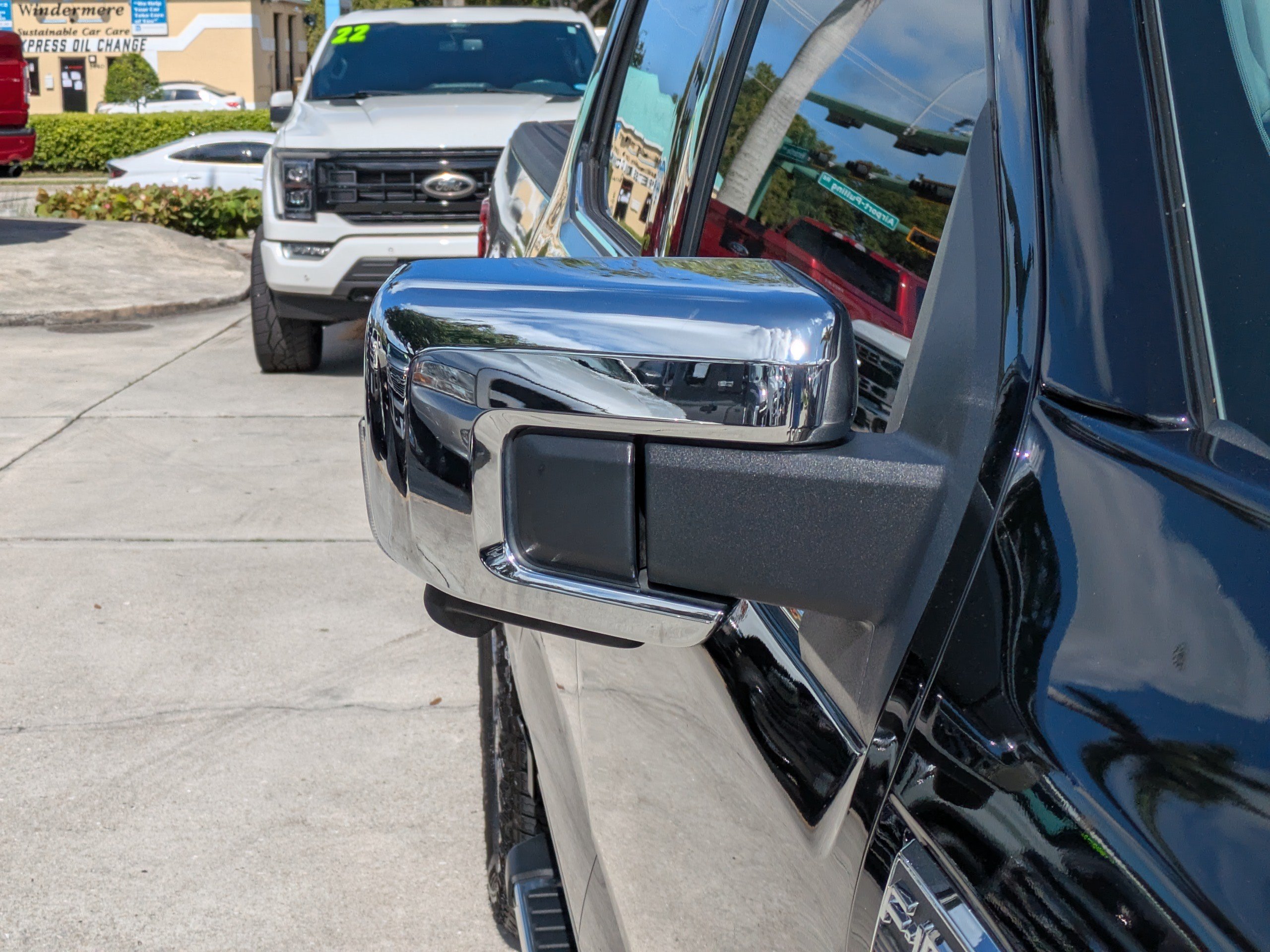 Certified 2024 Ford F150 Lariat AWD/4WD image 10