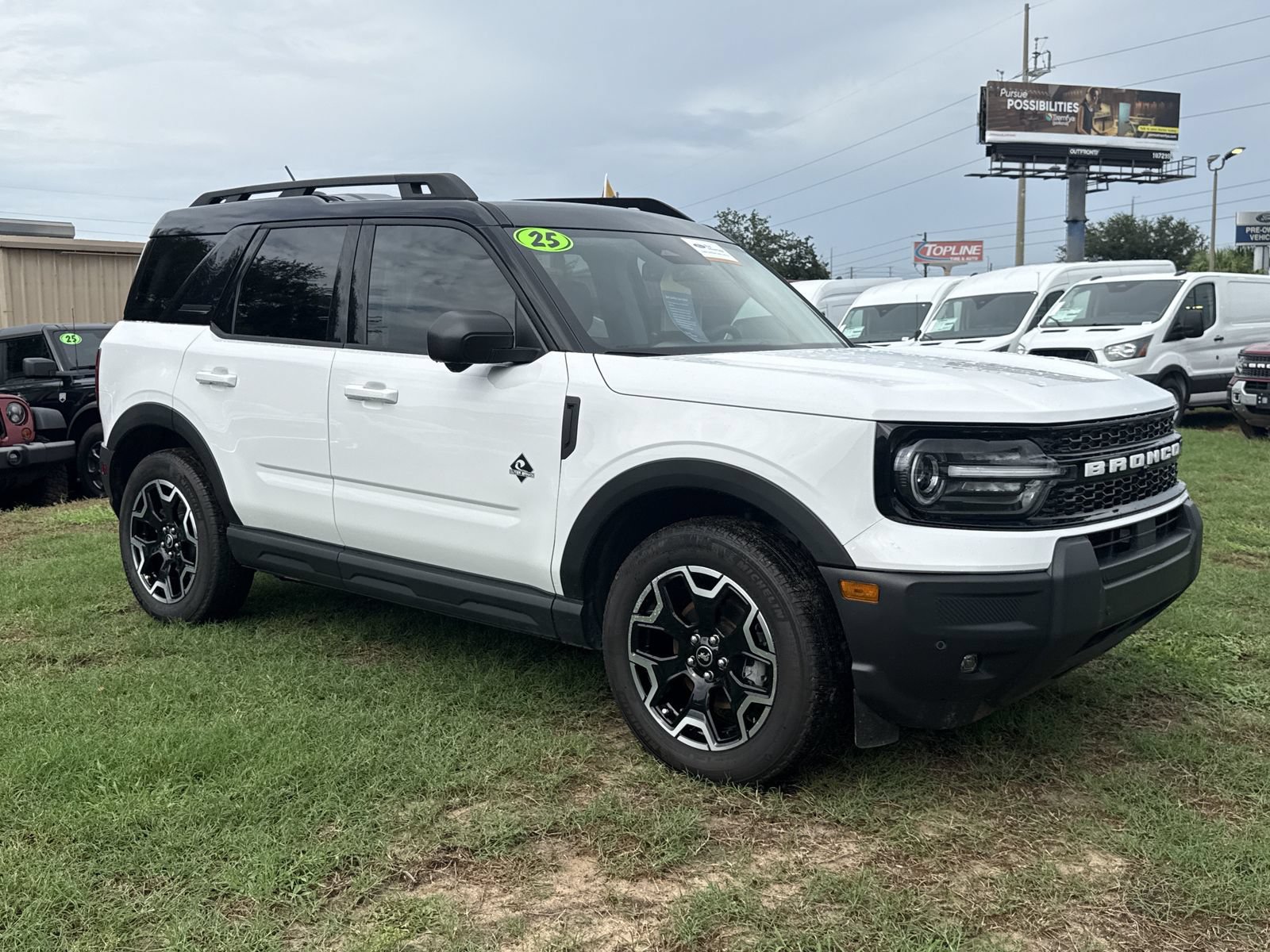 Certified 2025 Ford Bronco Sport Outer Banks w/ Outer Banks Tech Package+ AWD/4WD image 2