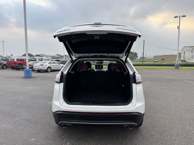 Certified 2018 Ford Edge Titanium w/ Equipment Group 301A FWD image 5
