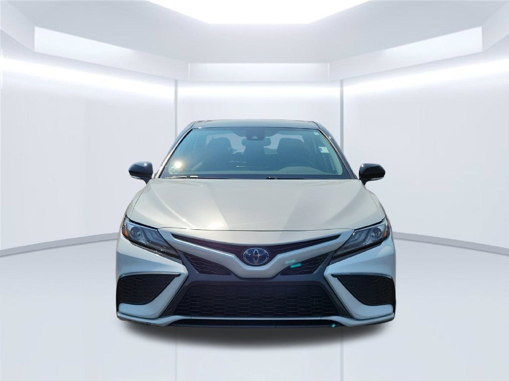 Used 2023 Toyota Camry XSE w/ Cold Weather Package FWD image 2