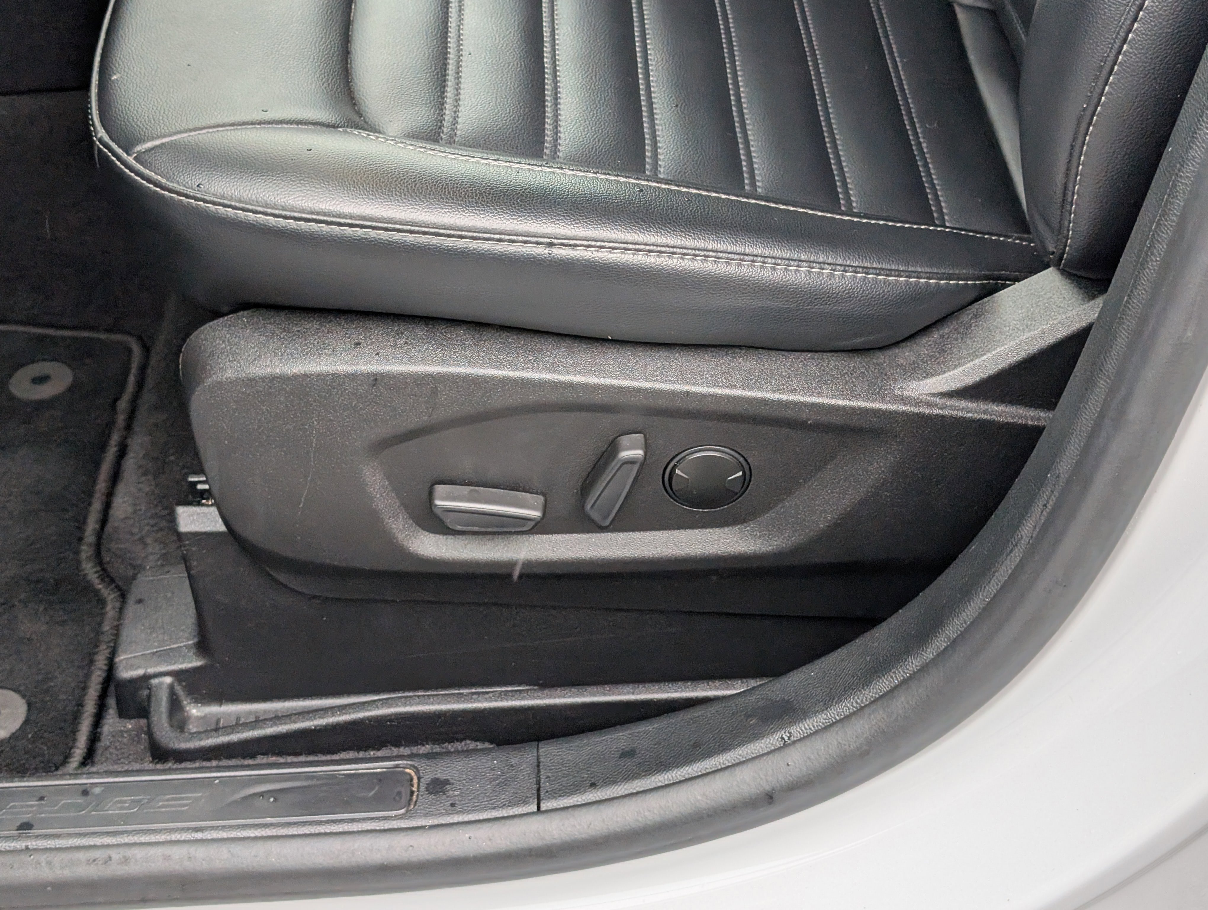 Certified 2022 Ford Edge SEL w/ Convenience Package image 21