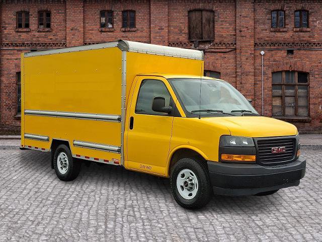 Used 2021 GMC Savana 3500 w/ Power Convenience Package RWD image 3