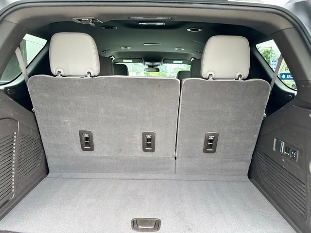 Used 2023 Chevrolet Tahoe LT w/ Luxury Package AWD/4WD image 15