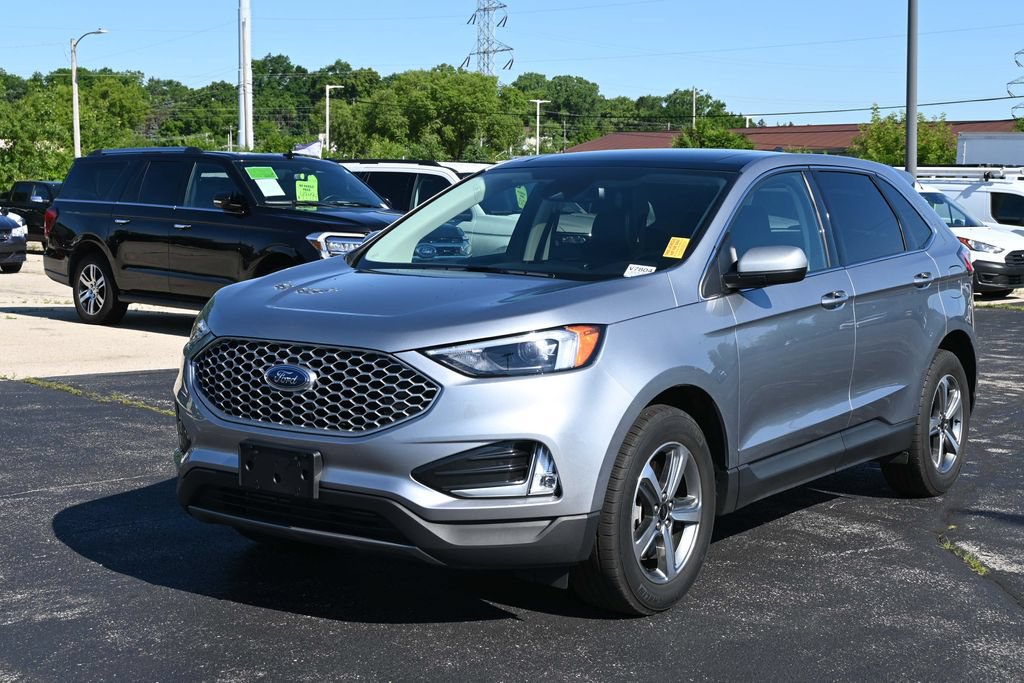 Certified 2023 Ford Edge SEL w/ Convenience Package AWD/4WD image 5