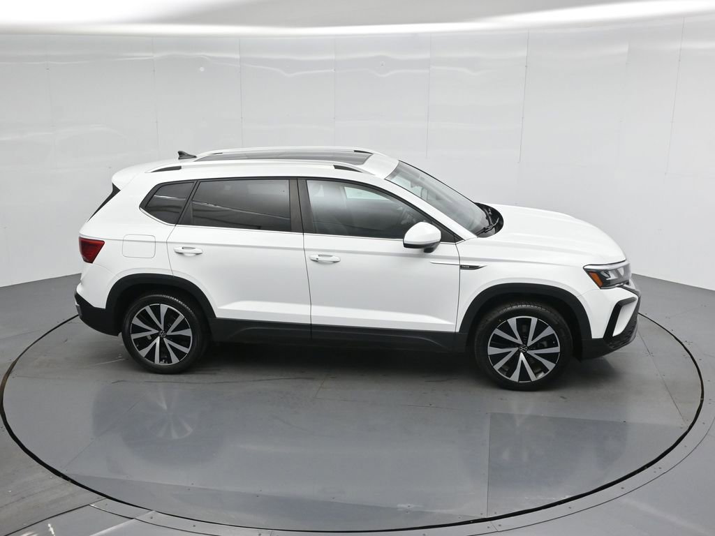 Used 2022 Volkswagen Taos SE FWD image 49