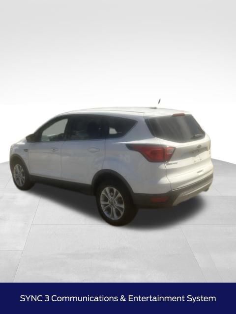 Certified 2019 Ford Escape SE FWD image 5