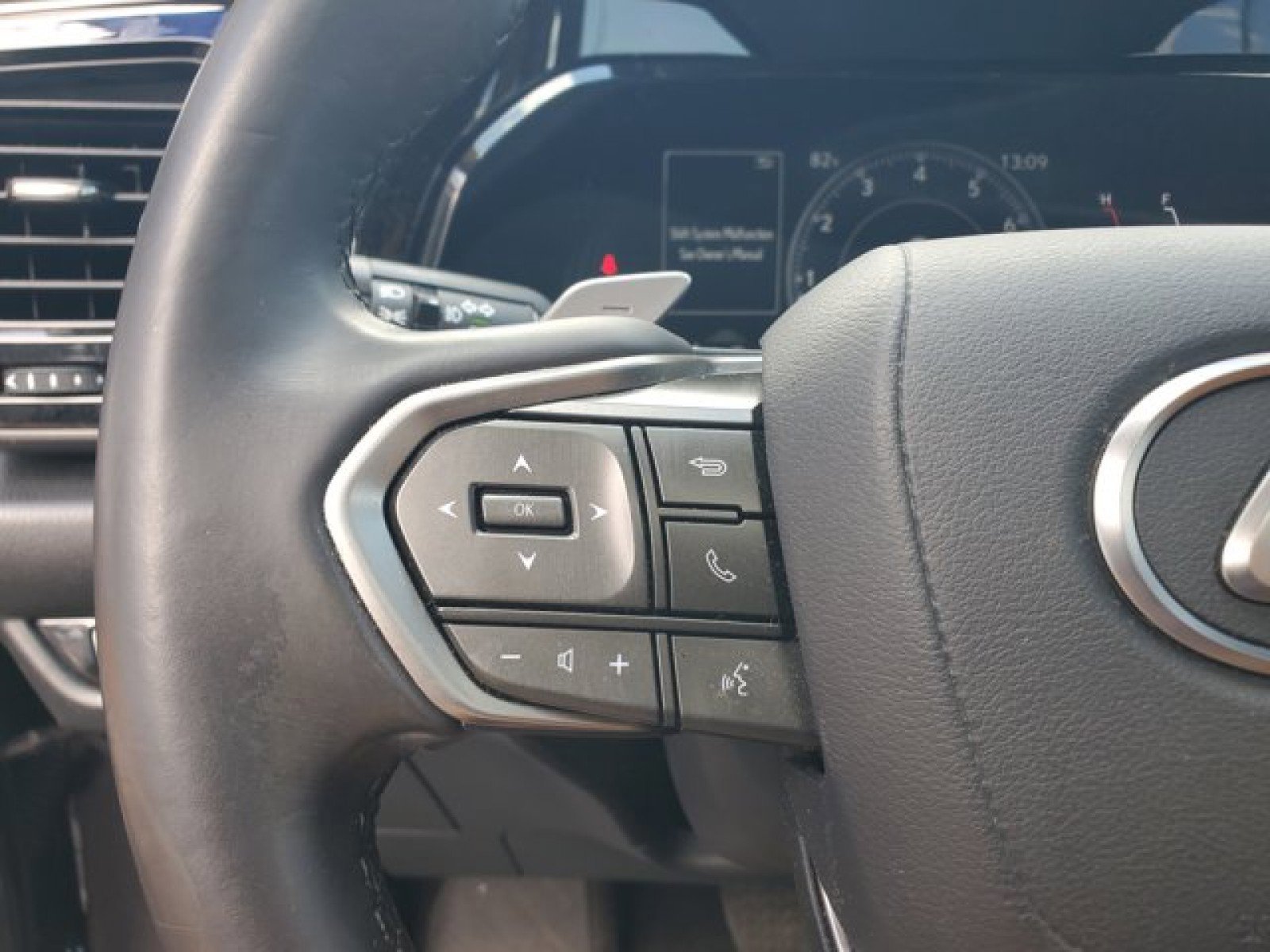 Used 2024 Lexus NX 250 FWD image 18