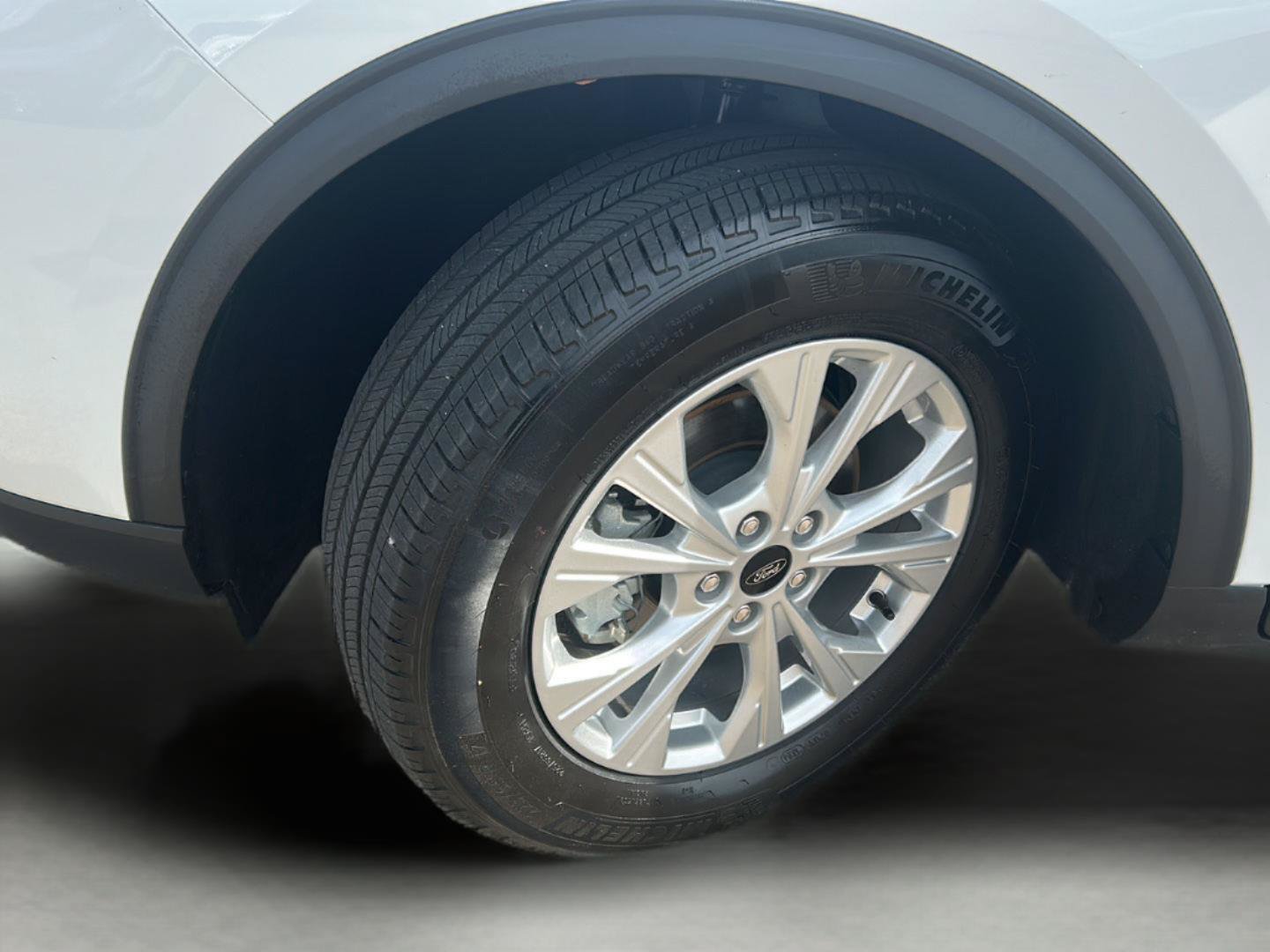 Certified 2024 Ford Escape Active w/ Cold Weather Package FWD image 28