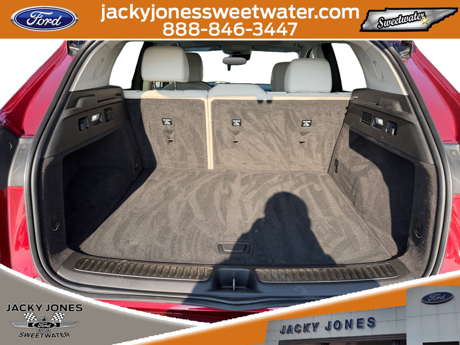 Used 2021 Buick Envision Essence w/ Technology Package I FWD image 19