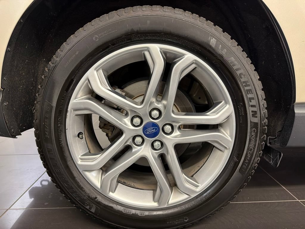 Certified 2017 Ford Edge Titanium w/ Equipment Group 302A AWD/4WD image 7