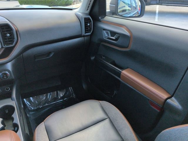 Certified 2023 Ford Bronco Sport Outer Banks w/ Tech Package AWD/4WD image 17