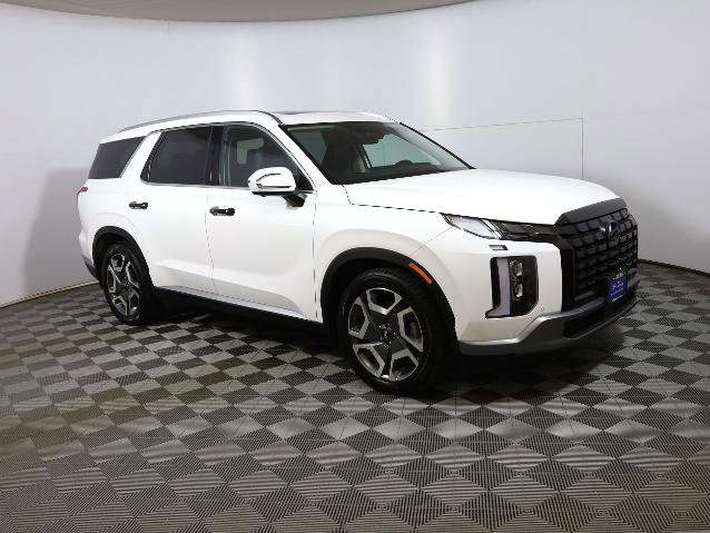 Used 2023 Hyundai Palisade SEL image 4