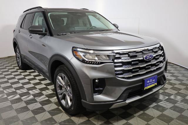 Certified 2026 Ford Explorer Active w/ Active Comfort Package AWD/4WD image 4