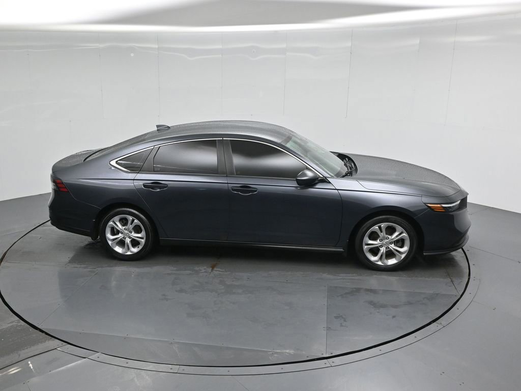 Used 2023 Honda Accord LX image 11
