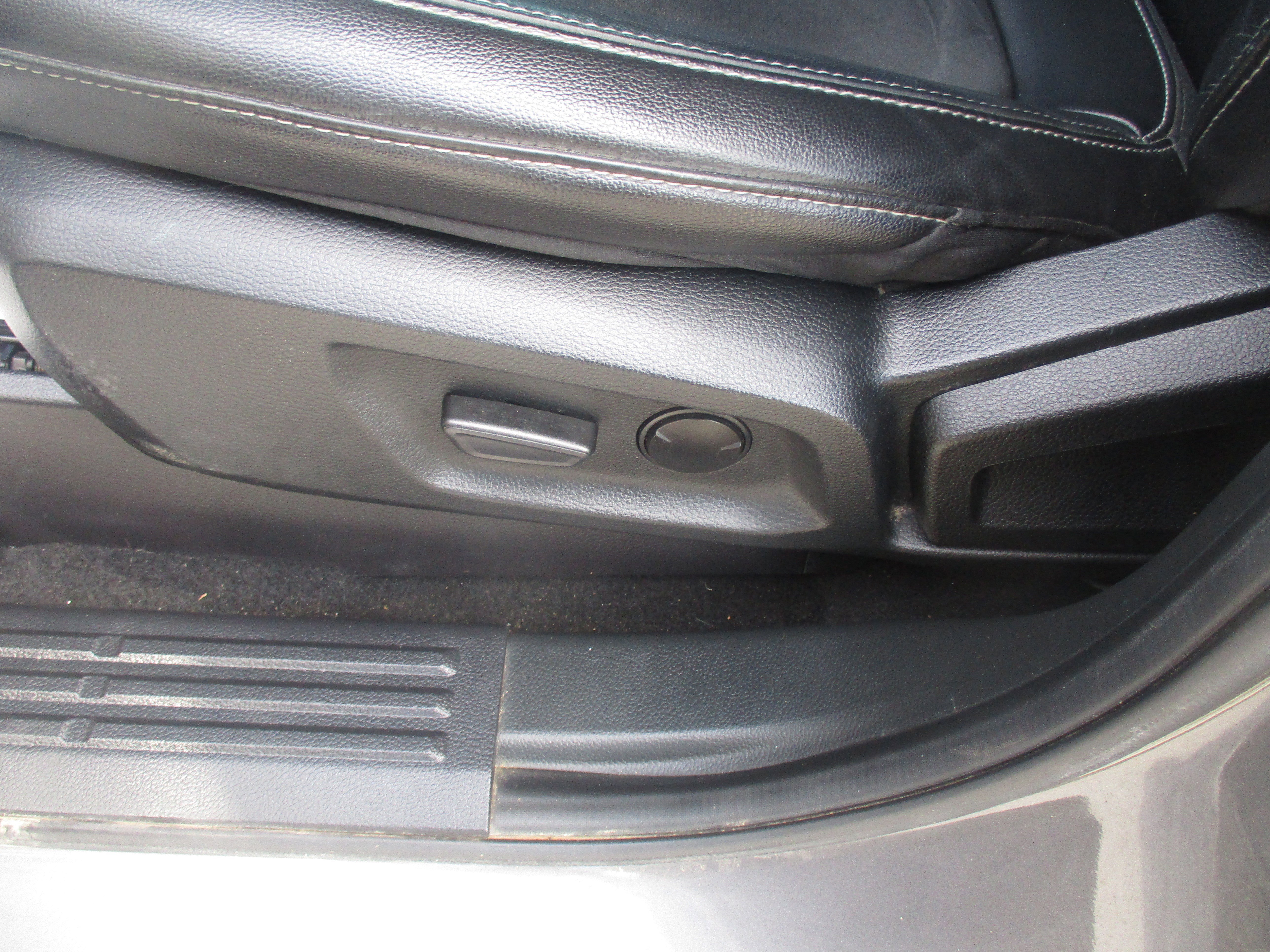 Certified 2021 Ford Ranger Lariat w/ Tremor Off-Road Package image 15