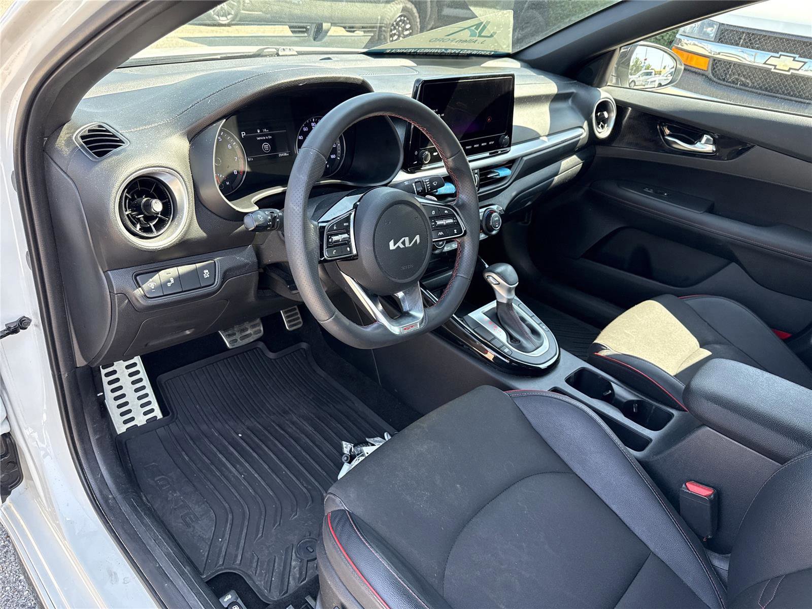 Used 2024 Kia Forte GT image 25