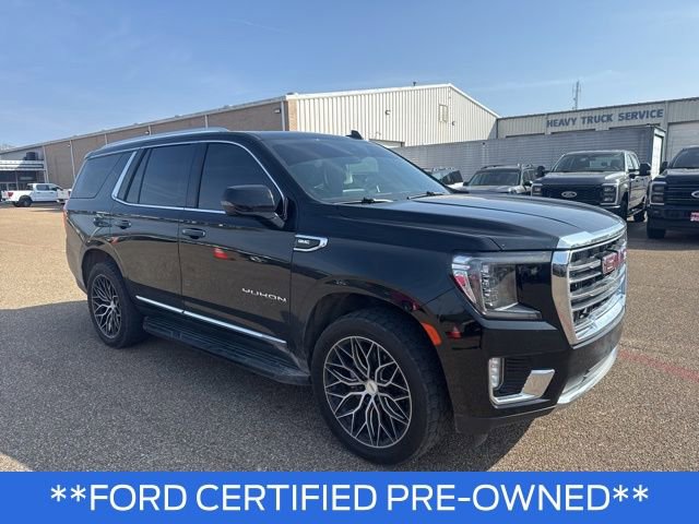 Used 2024 GMC Yukon SLT w/ SLT Premium Package