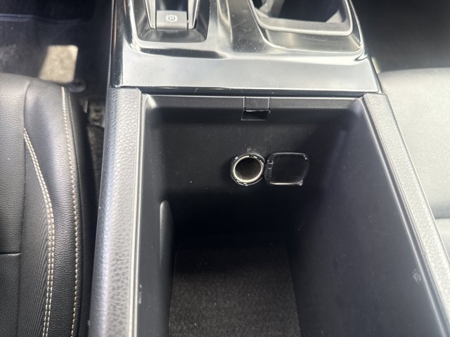 Used 2025 Toyota Camry SE FWD image 25