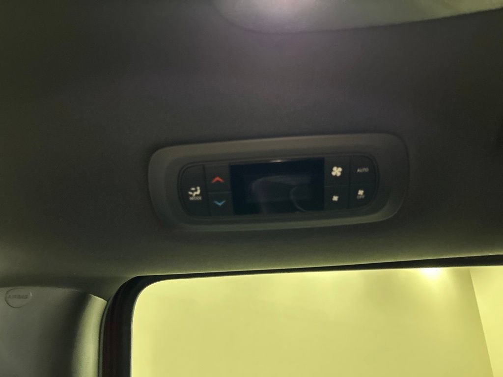 Used 2022 Chrysler Pacifica Touring-L w/ S Appearance Package FWD image 28