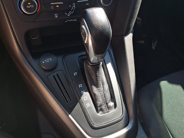 Certified 2018 Ford Focus SEL FWD image 15
