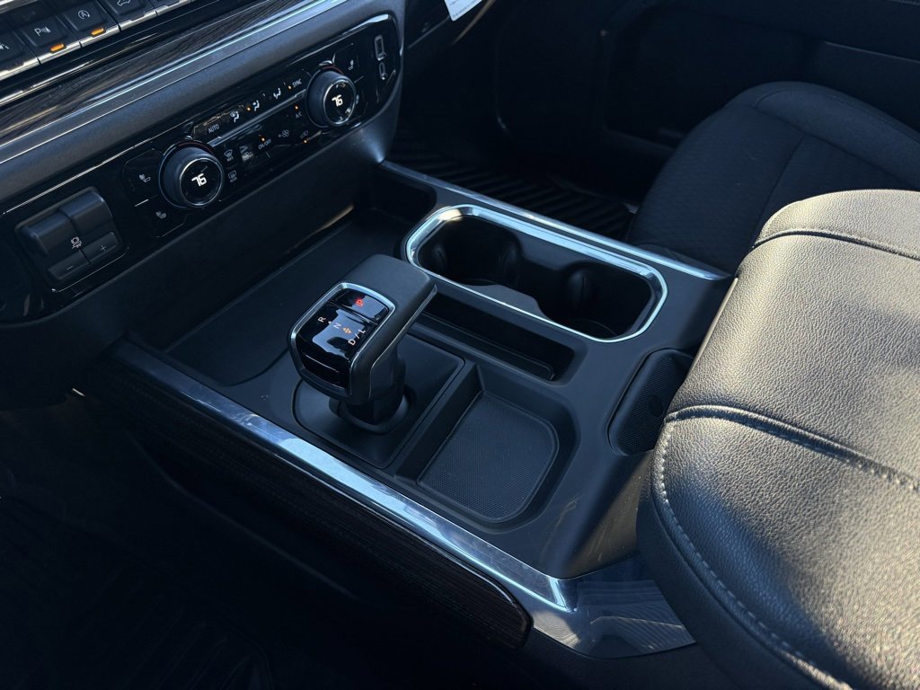 Used 2023 Chevrolet Silverado 1500 RST w/ Convenience Package II image 20