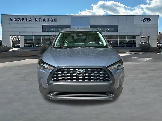 Used 2023 Toyota Corolla Cross L FWD image 2