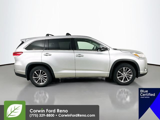 Used 2018 Toyota Highlander XLE AWD/4WD image 10