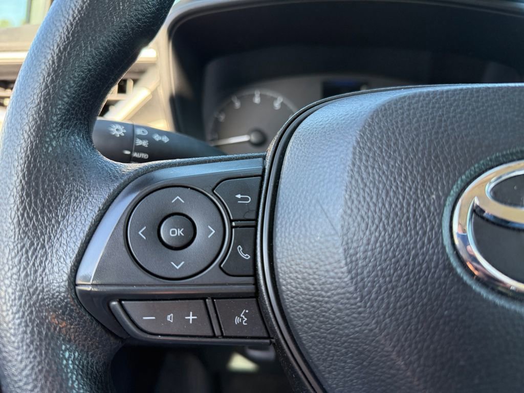 Used 2024 Toyota Corolla LE FWD image 18