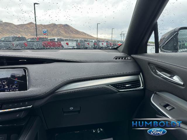 Used 2022 Cadillac XT4 Premium Luxury w/ Enhanced Visibility Package AWD/4WD image 25