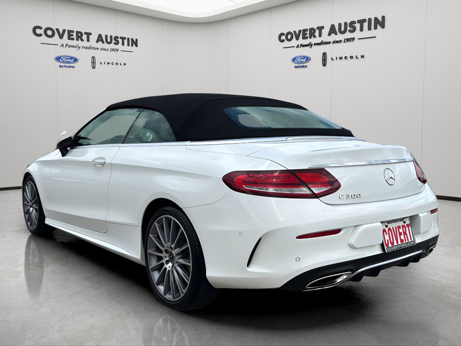 Used 2019 Mercedes-Benz C 300 Cabriolet image 3