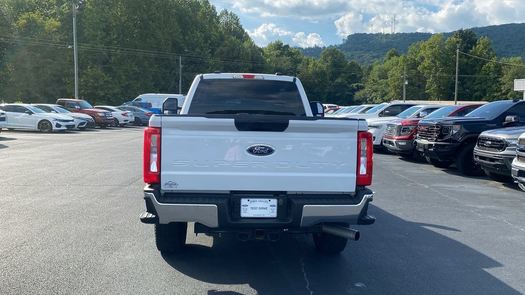 Certified 2024 Ford F250 XL w/ FX4 Off-Road Package AWD/4WD image 6