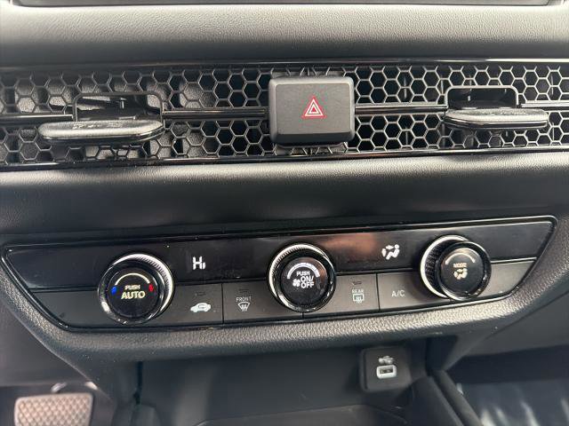 Used 2023 Honda HR-V LX image 16