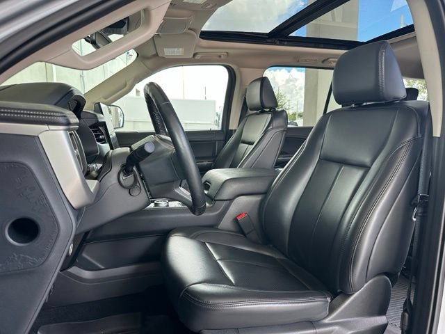 Certified 2023 Ford Expedition XLT RWD image 15