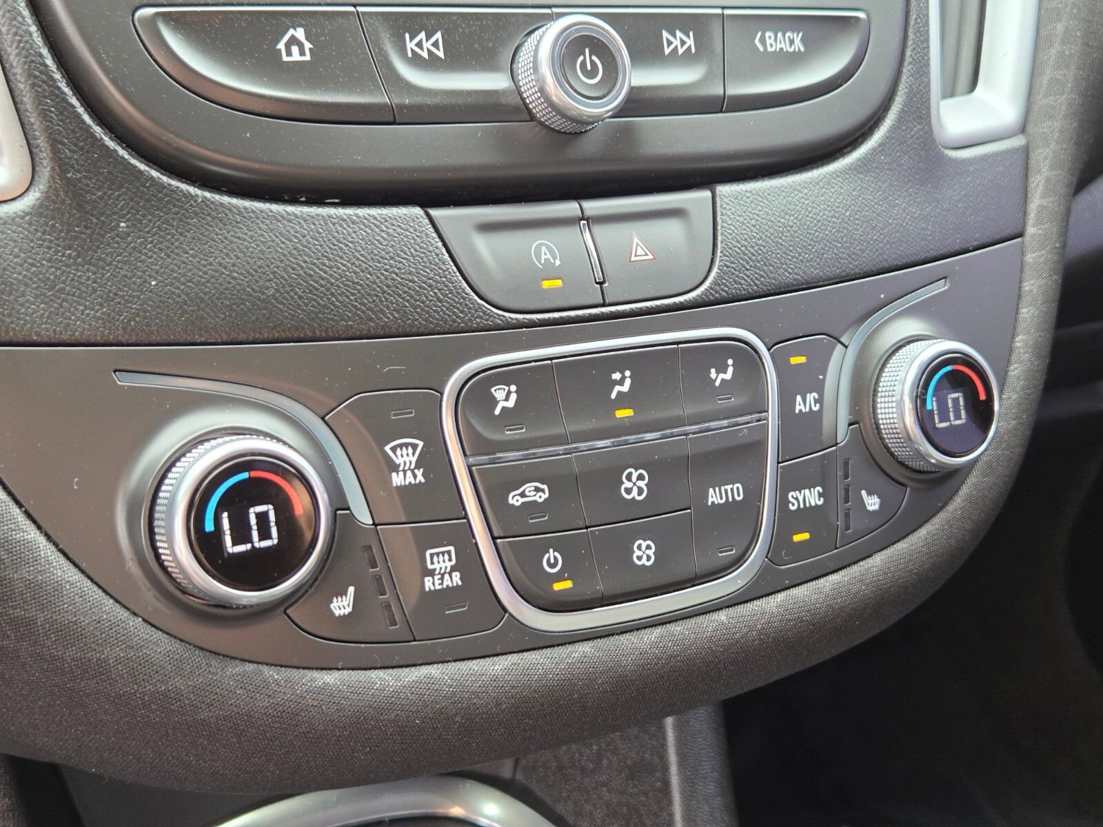 Used 2023 Chevrolet Malibu LT image 22