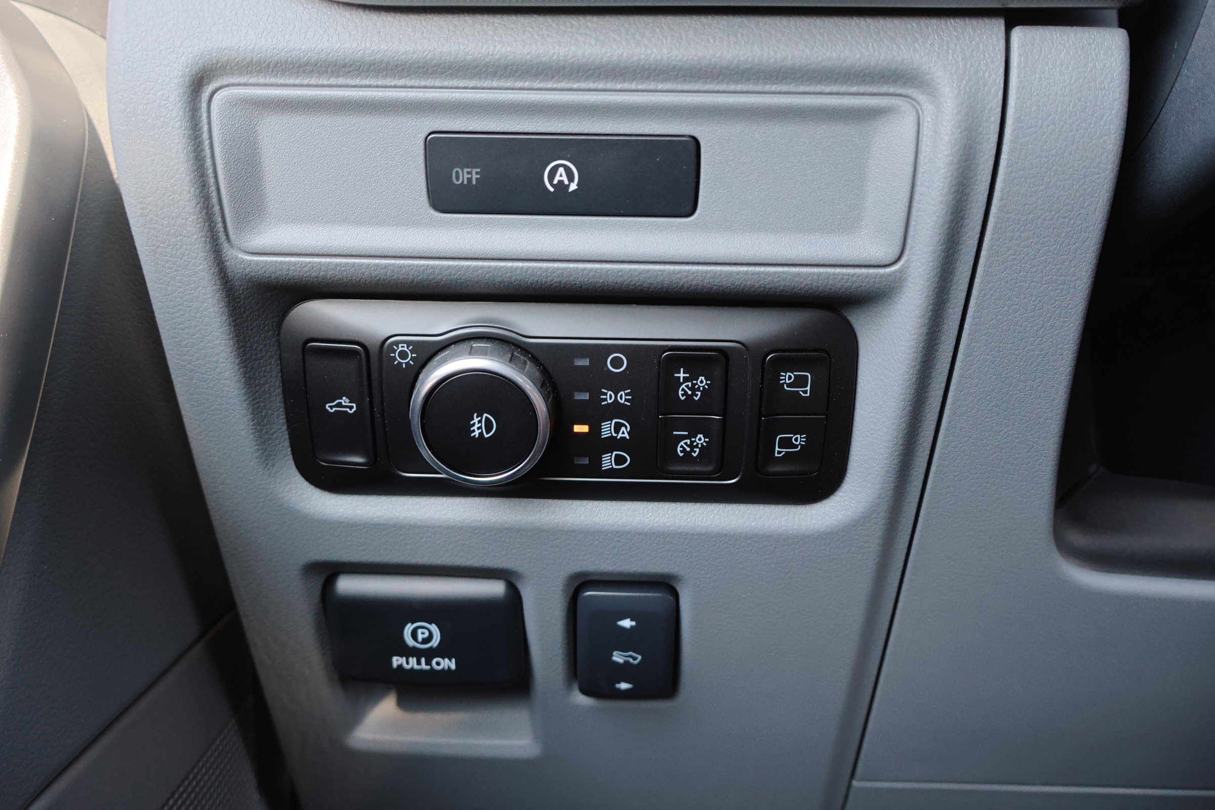 Certified 2025 Ford F150 Lariat w/ Equipment Group 501A Mid image 22